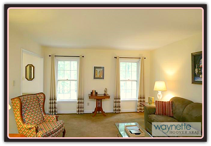 Asheboro NC Home for Sale | 401 Pinewood Rd | Living Room