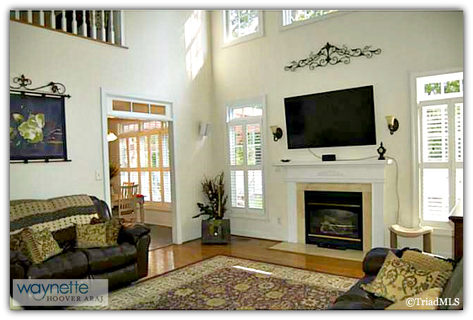 Randleman NC Home for Sale | 2968 Kamerin St | Beautiful Living Room